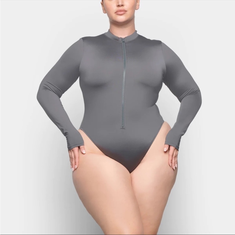 SKIMS SWIM LONG SLEEVE ZIP FRONT SUIT (NWT) - Picture 3 of 6